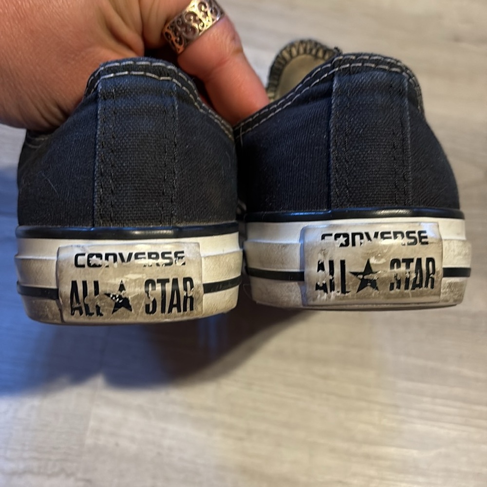 Converse Black and White Chuck Taylor Sneakers women 7.5 / men 5.5 - Picture 6 of 11